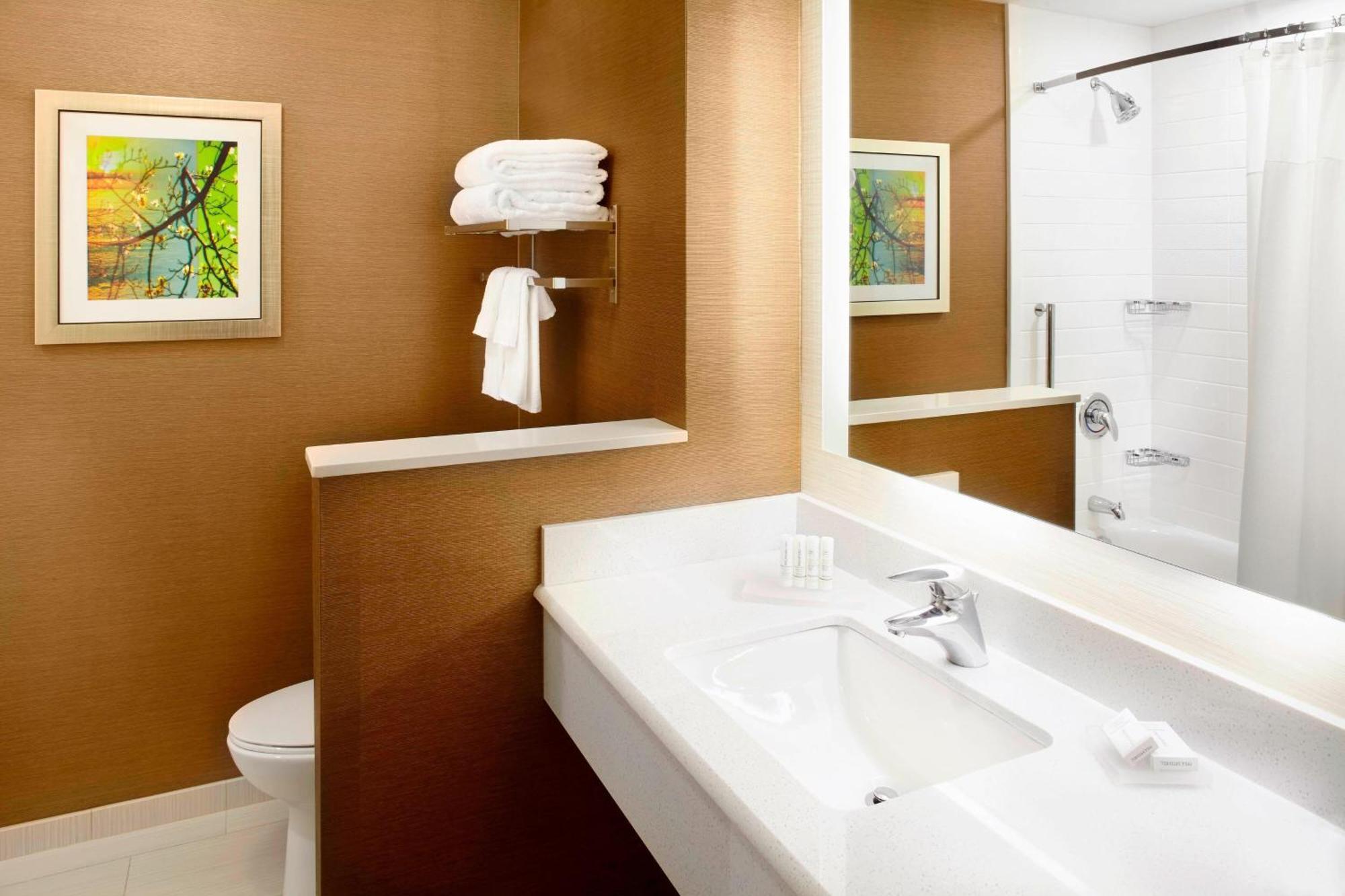 Fairfield By Marriott Inn & Suites Wheeling At The Highlands Triadelphia Kültér fotó